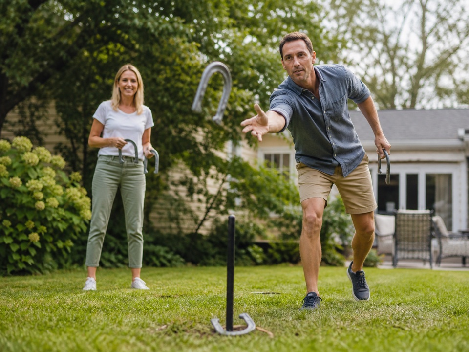 Horseshoe Leaner Ladder activity preview